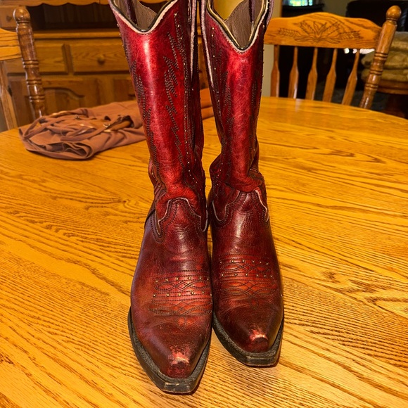 Circle G Cowboy Boots - Picture 3 of 9